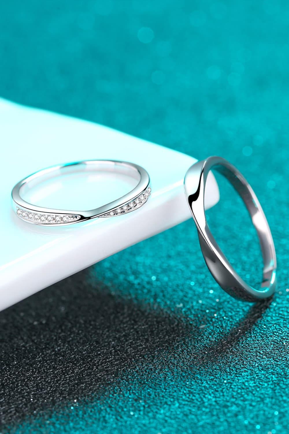 Minimalist Sterling Silver Moissanite Ring Single Stone - Southern Shores Clothing
