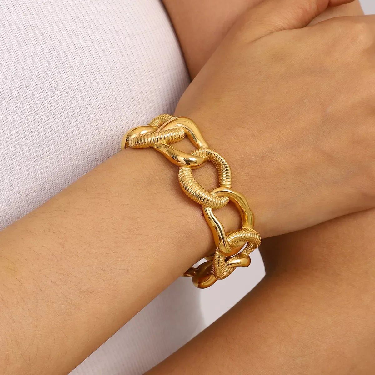 18K Gold-Plated Chain Link Open Bracelet - Southern Shores Clothing