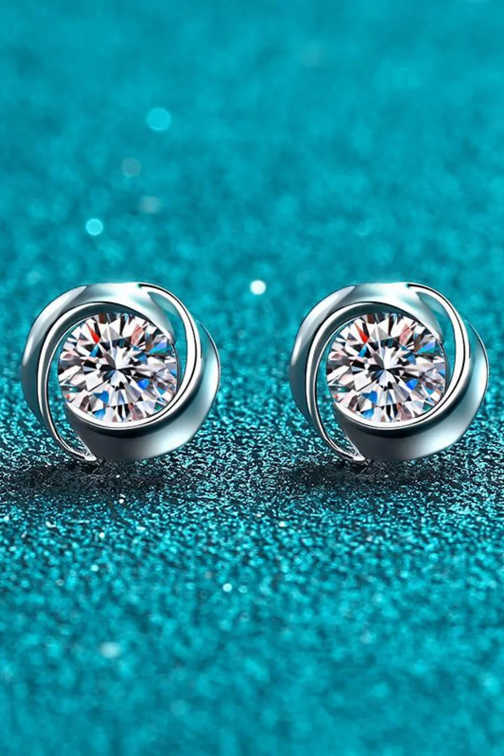 Sterling Silver Minimalist Moissanite Stud Earrings - Southern Shores Clothing