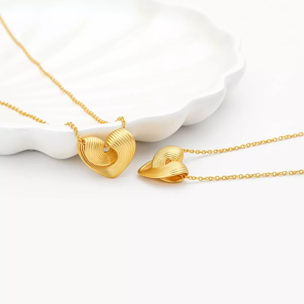 18K Gold-Plated Adjustable Heart Pendant Necklace - Southern Shores Clothing