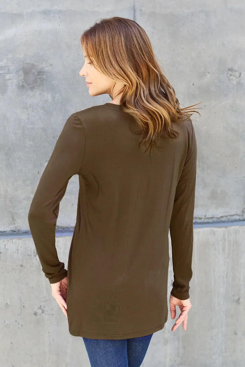 Round Neck Long Sleeve Top With Pockets Classic - Southern Shores Clothing