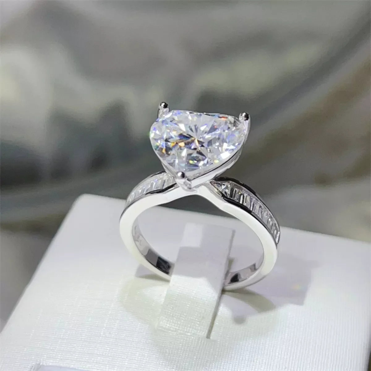 5 Carat Moissanite Heart Ring Platinum-Plated Sterling Silver - Southern Shores Clothing