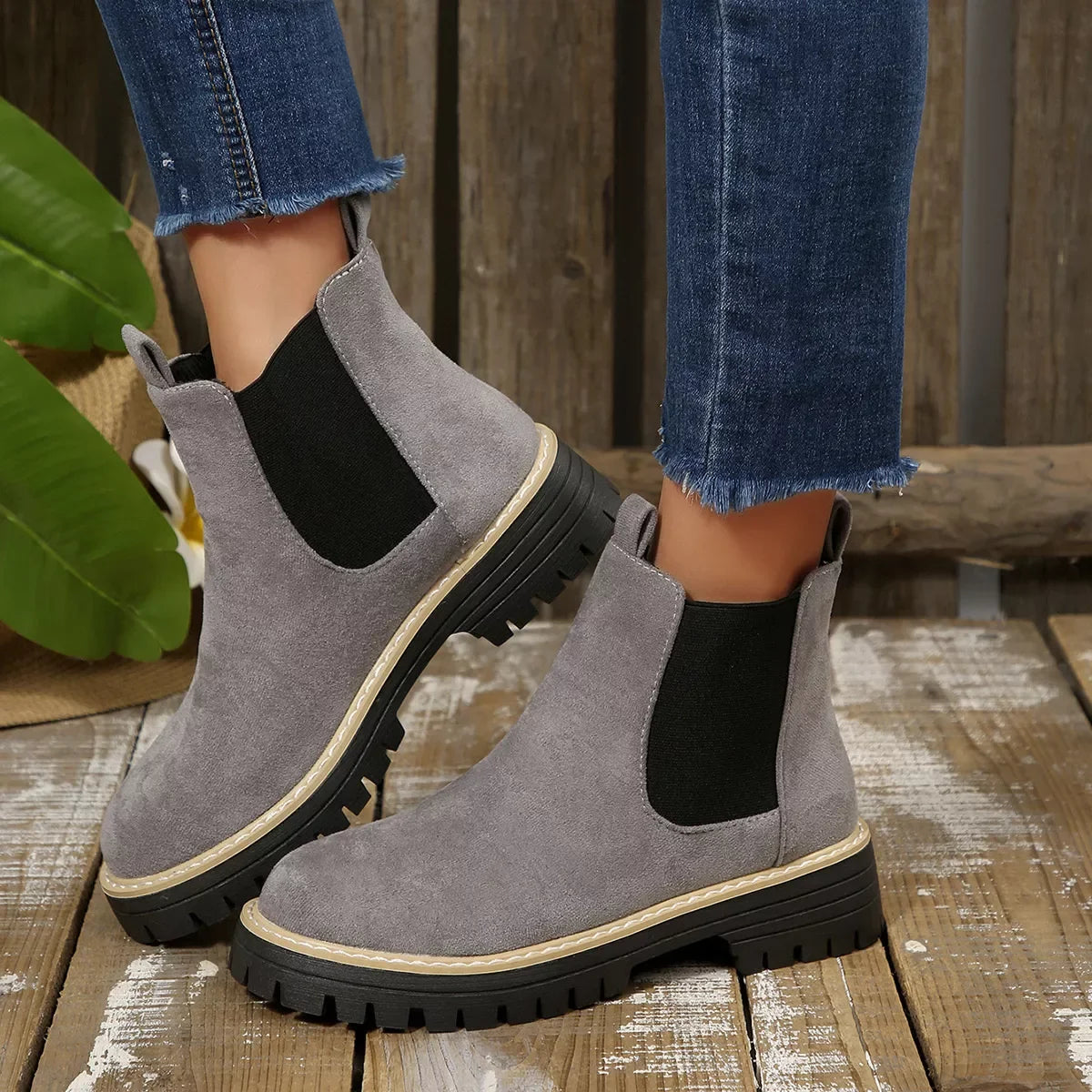 Round Toe Block Heel Boots Suede And Rubber - Southern Shores Clothing