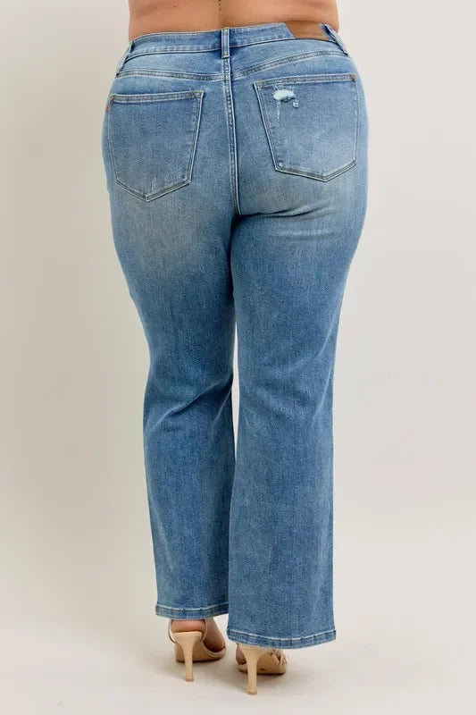 Plus Size High Waist Vintage Wash Straight Jeans Coastal Style
