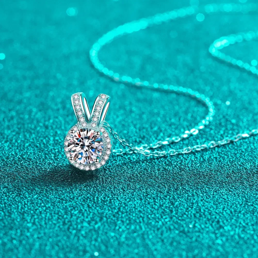 1 Carat Moissanite Rabbit Ears Pendant Necklace In Silver - Southern Shores Clothing
