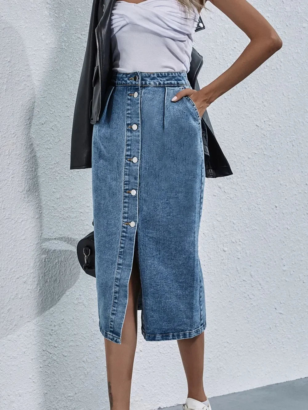Casual Buttoned Denim Skirt With Pockets - Southern Shores Clothing
