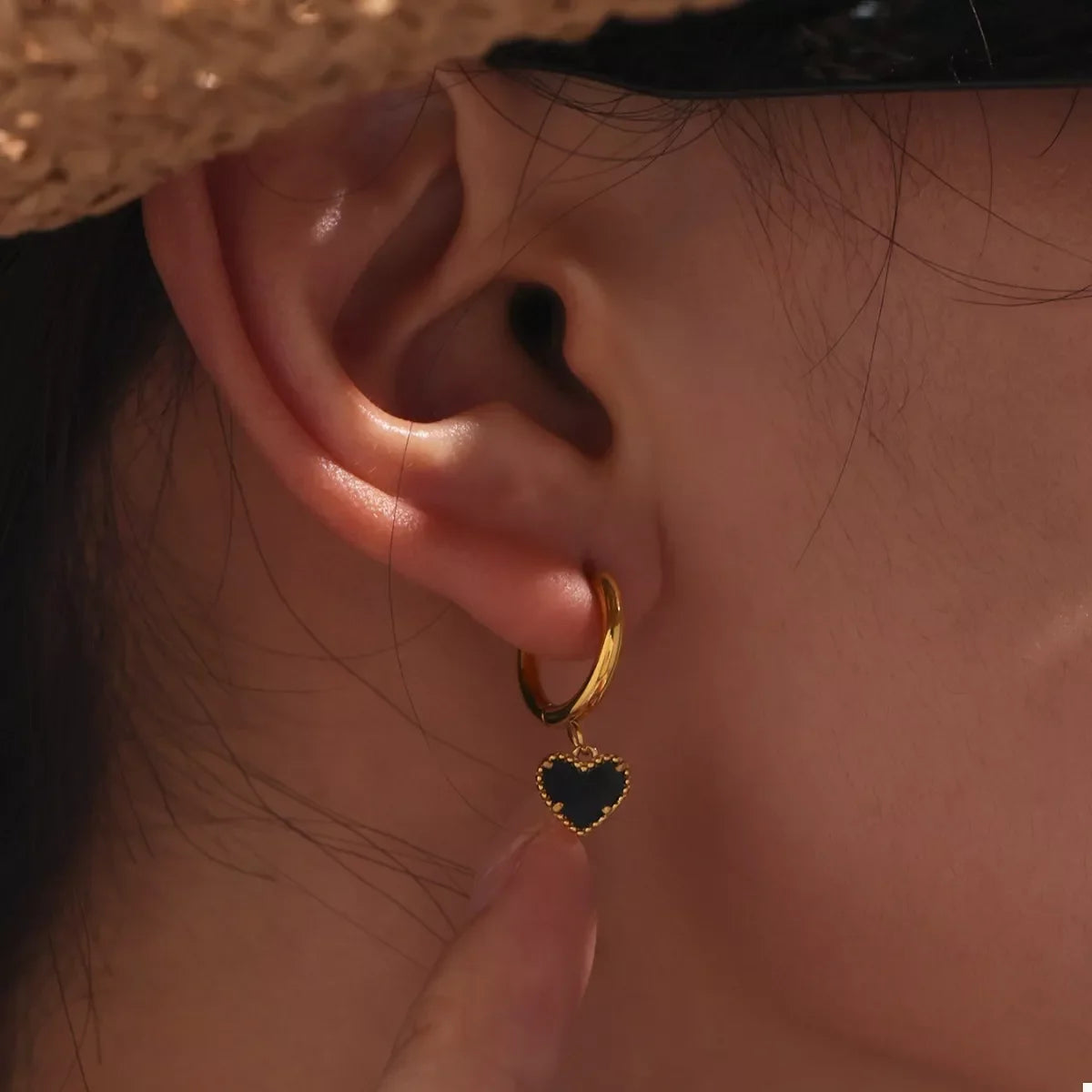18K Gold Plated Heart Hoop Earrings With Coastal Design - Southern Shores Clothing