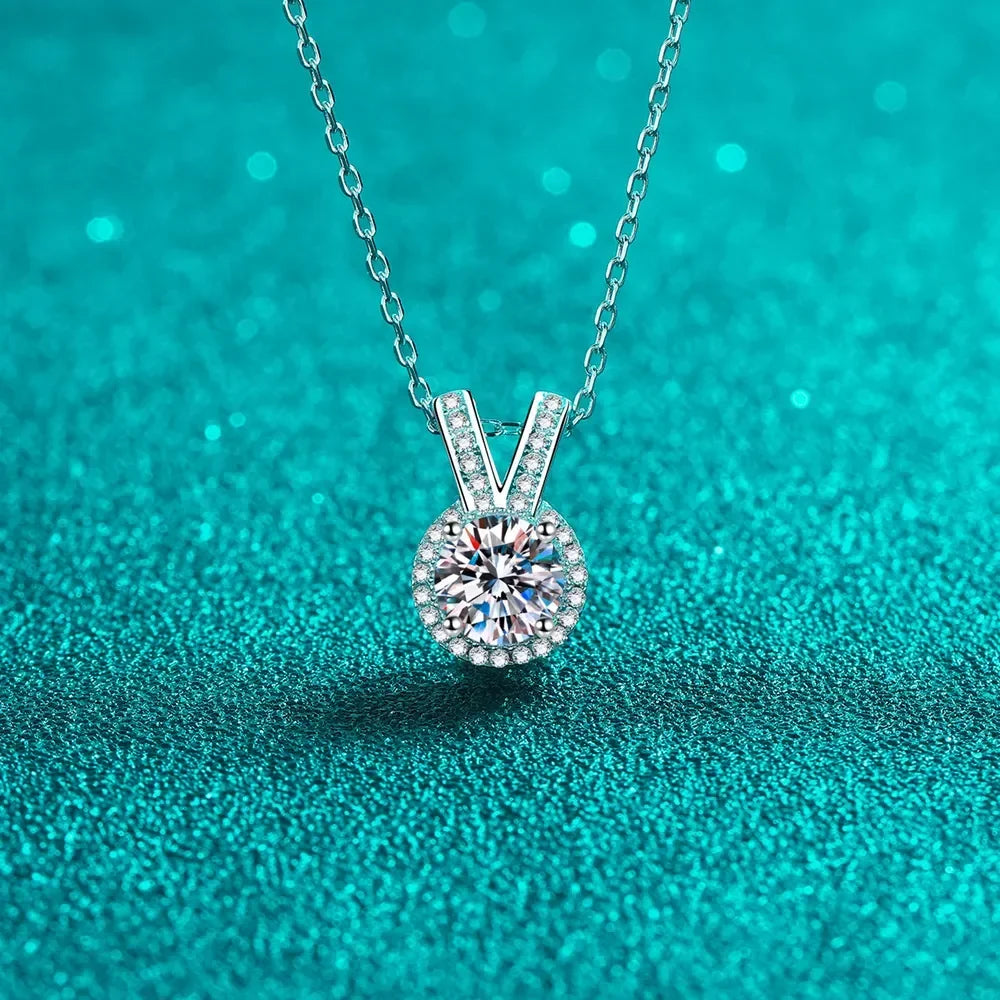 1 Carat Moissanite Rabbit Ears Pendant Necklace In Silver - Southern Shores Clothing