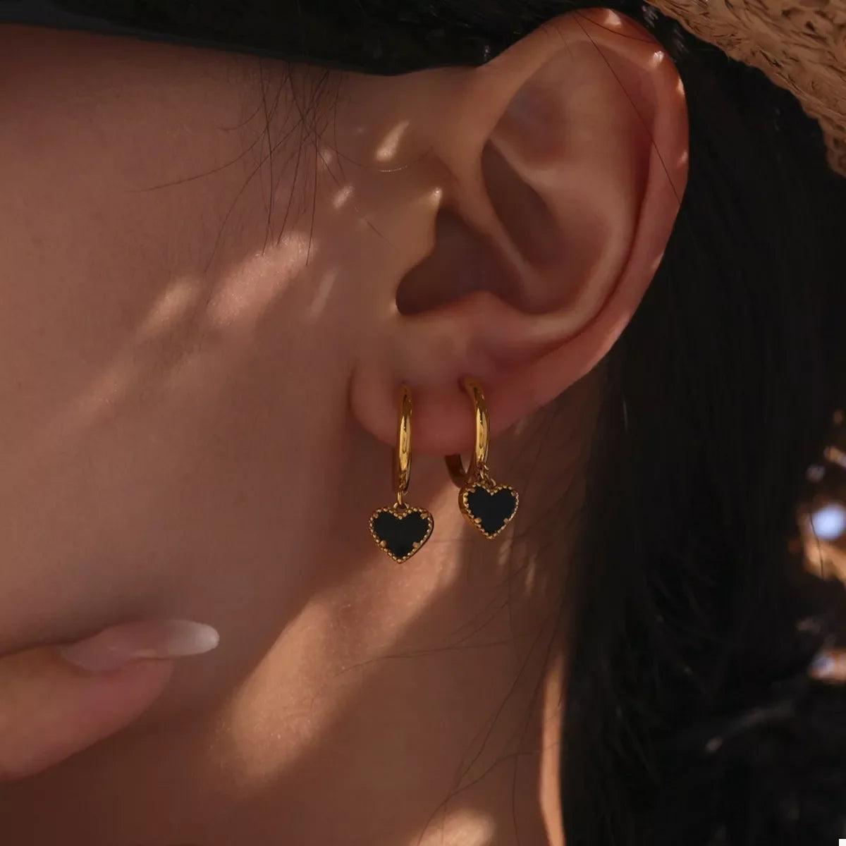 18K Gold Plated Heart Hoop Earrings With Coastal Design - Southern Shores Clothing