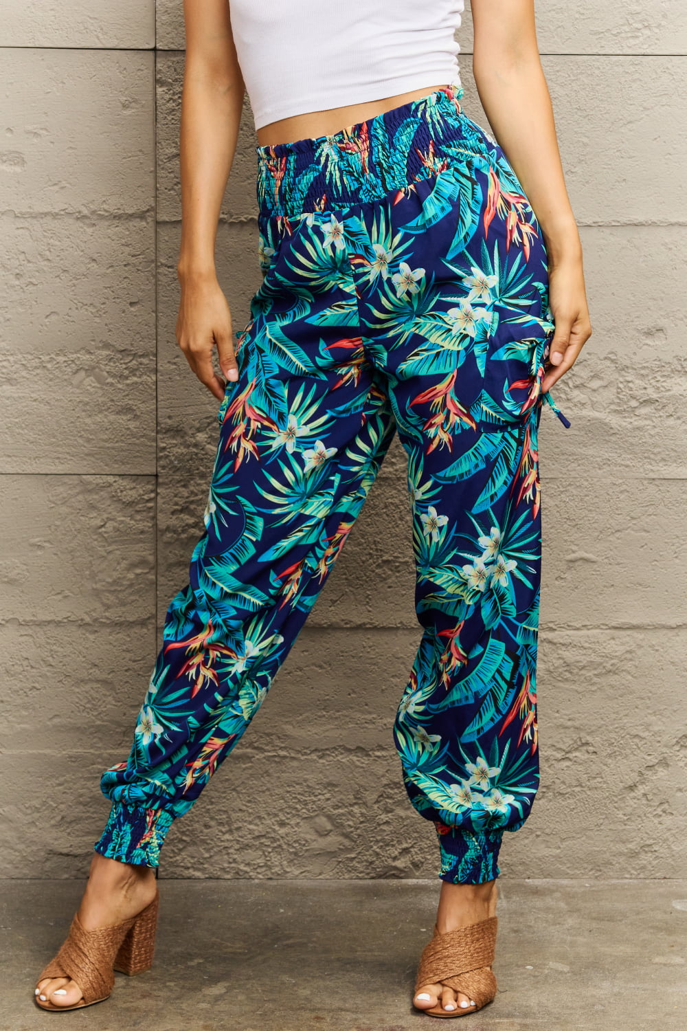 Southern Shores Women's Smocked Plant Print Long Pants