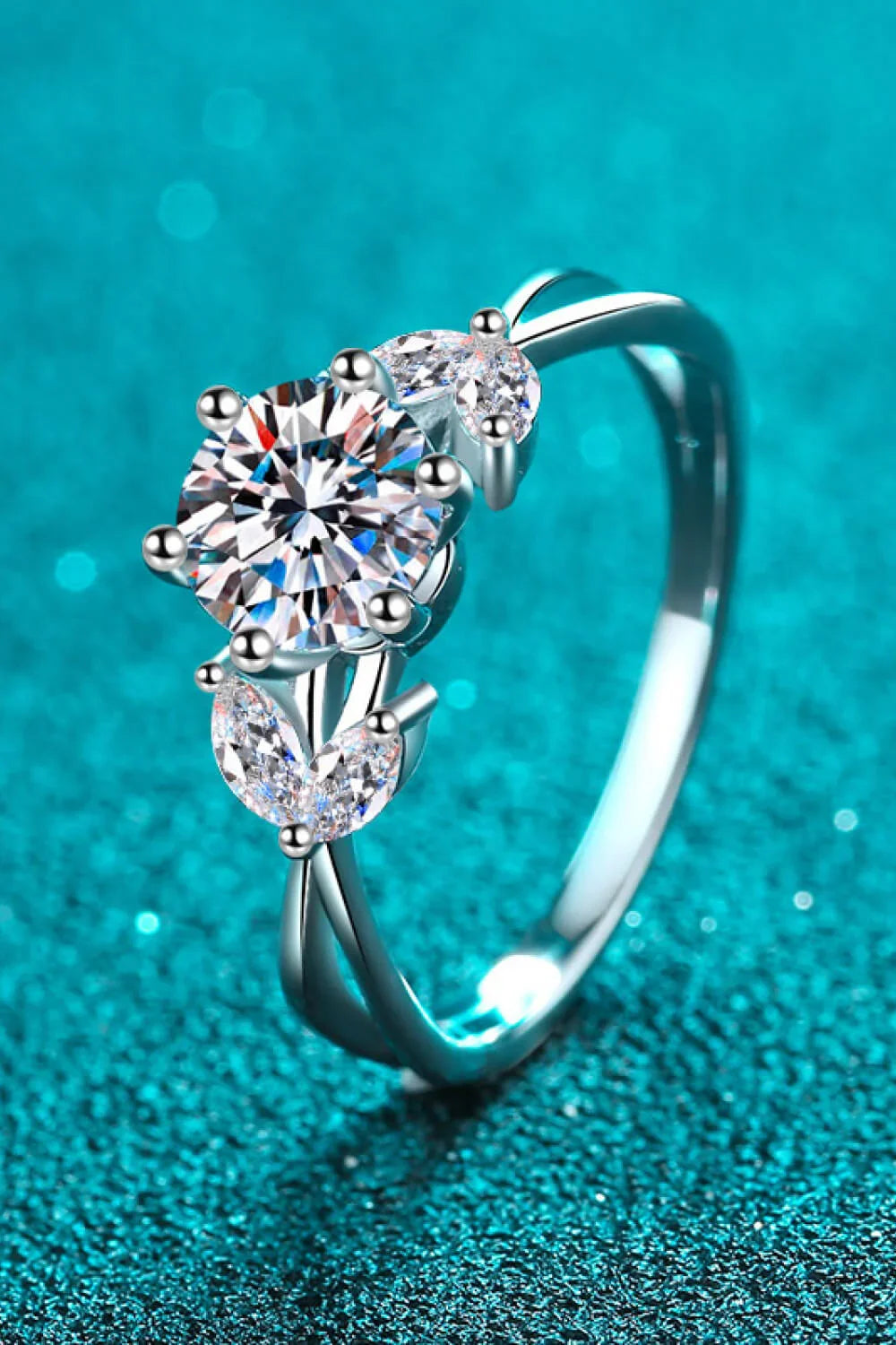 Minimalist 1 Carat Moissanite Ring In Sterling Silver - Southern Shores Clothing