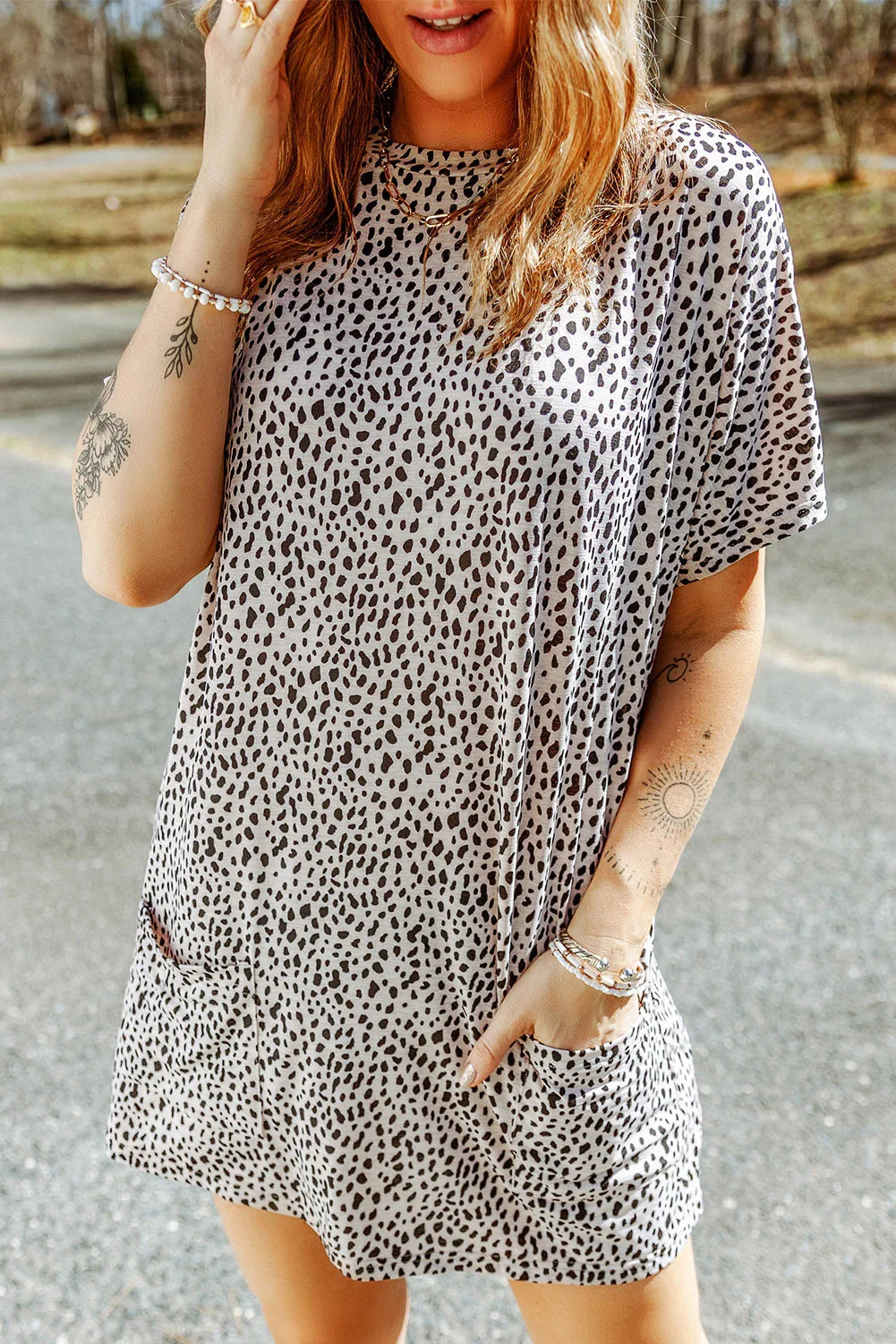 Animal Print Round Neck Tunic Tee With Pockets Stretchy - Southern Shores Clothing