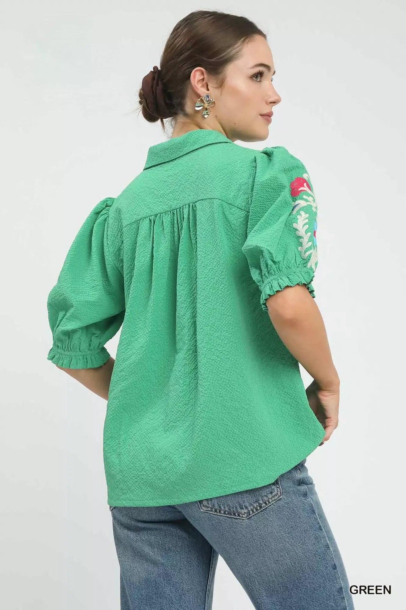 Lightweight Seersucker Blouse With Embroidered Sleeves Open Collar - Southern Shores Clothing