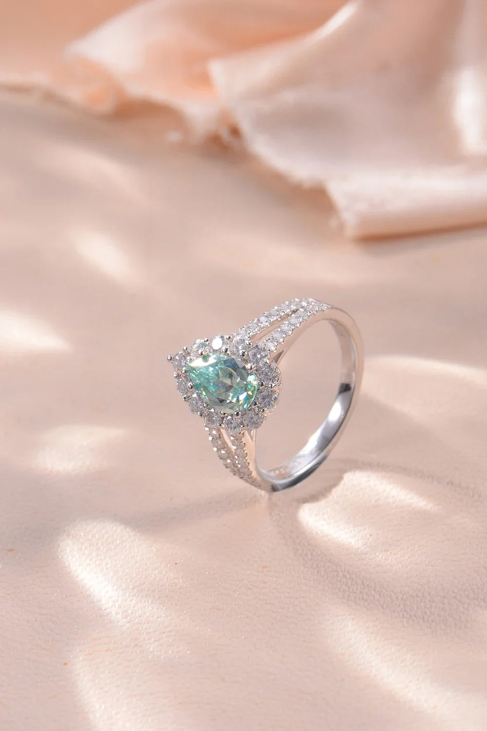 1 Carat Modern Moissanite Sterling Silver Ring - Southern Shores Clothing