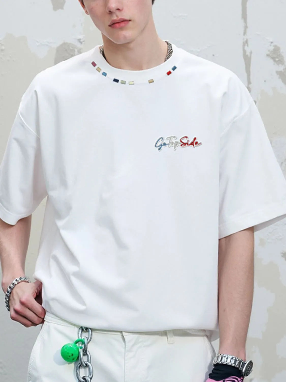 Men's Plus Size Embroidered Round Neck Half Sleeve T-Shirt