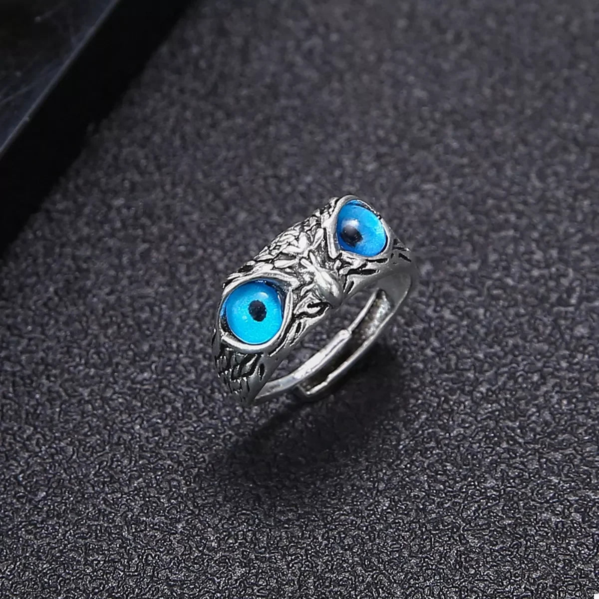 Owl Eyes Silver Plated Ring With Resin Accents - Southern Shores Clothing