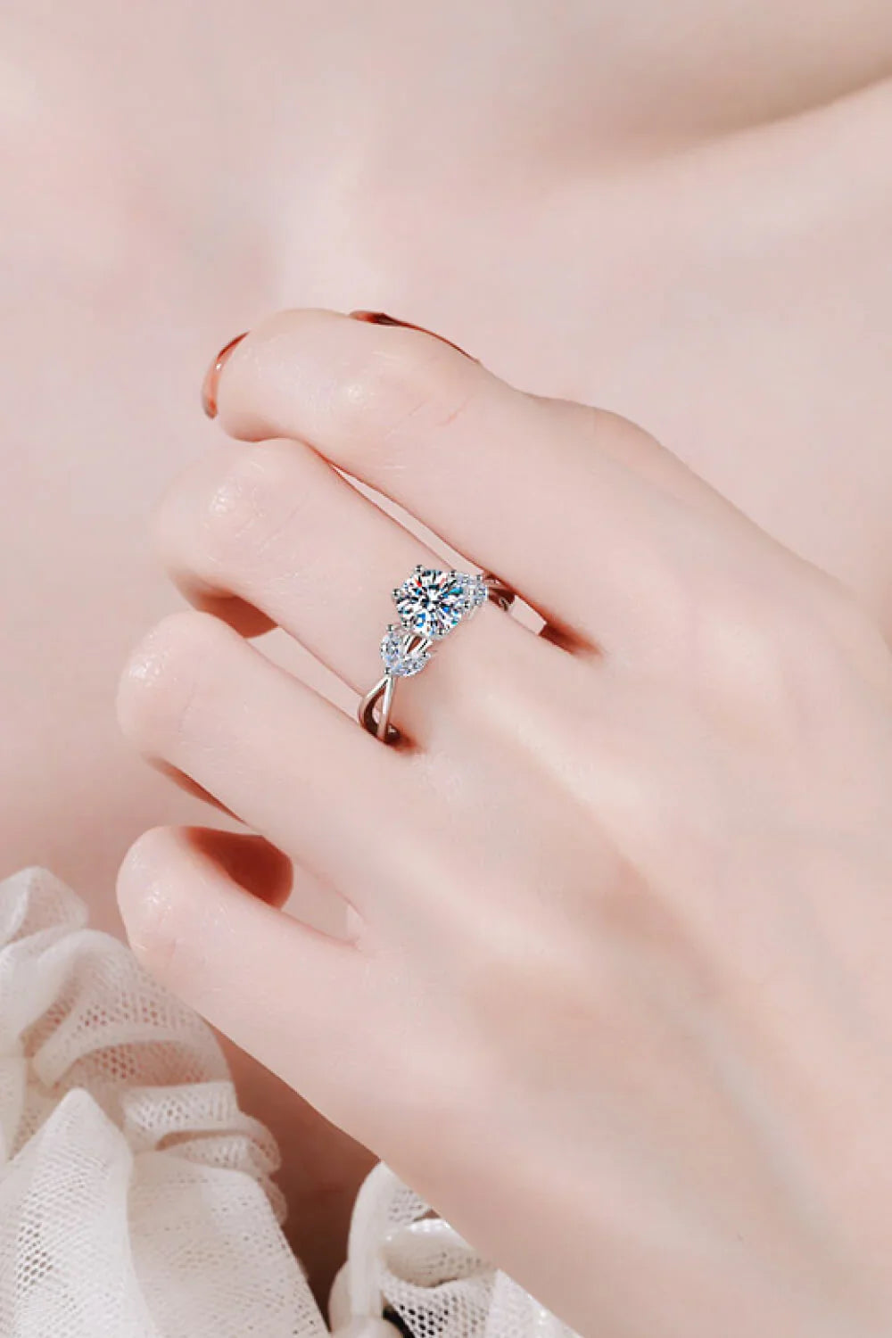 Minimalist 1 Carat Moissanite Ring In Sterling Silver - Southern Shores Clothing