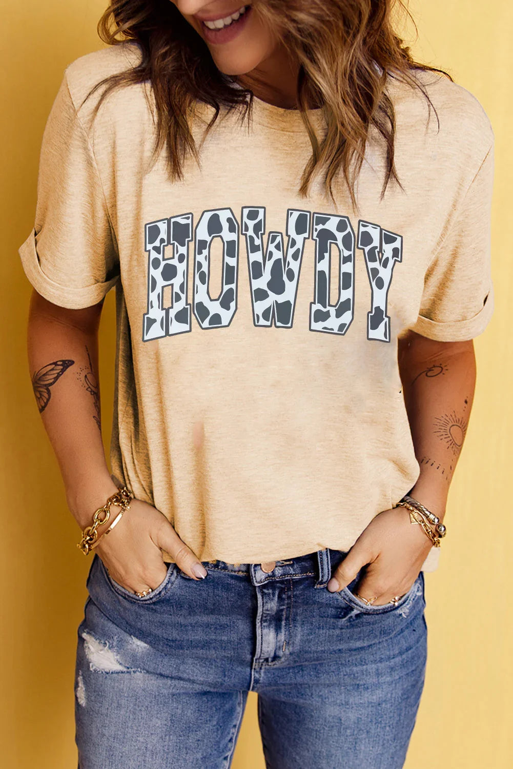 Round Neck Short Sleeve Howdy Graphic Tee - Southern Shores Clothing