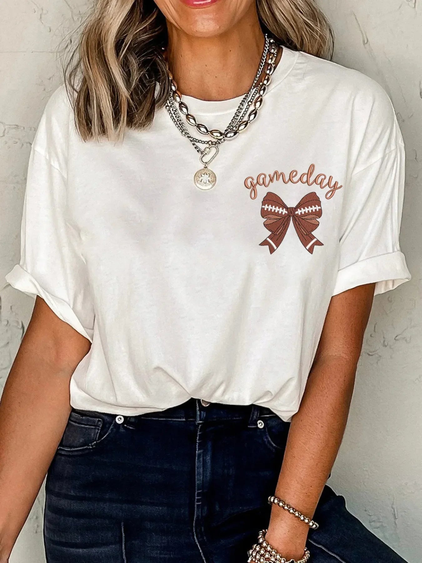 Embroidered Bowknot Casual Tee With Stretch Fabric - Southern Shores Clothing