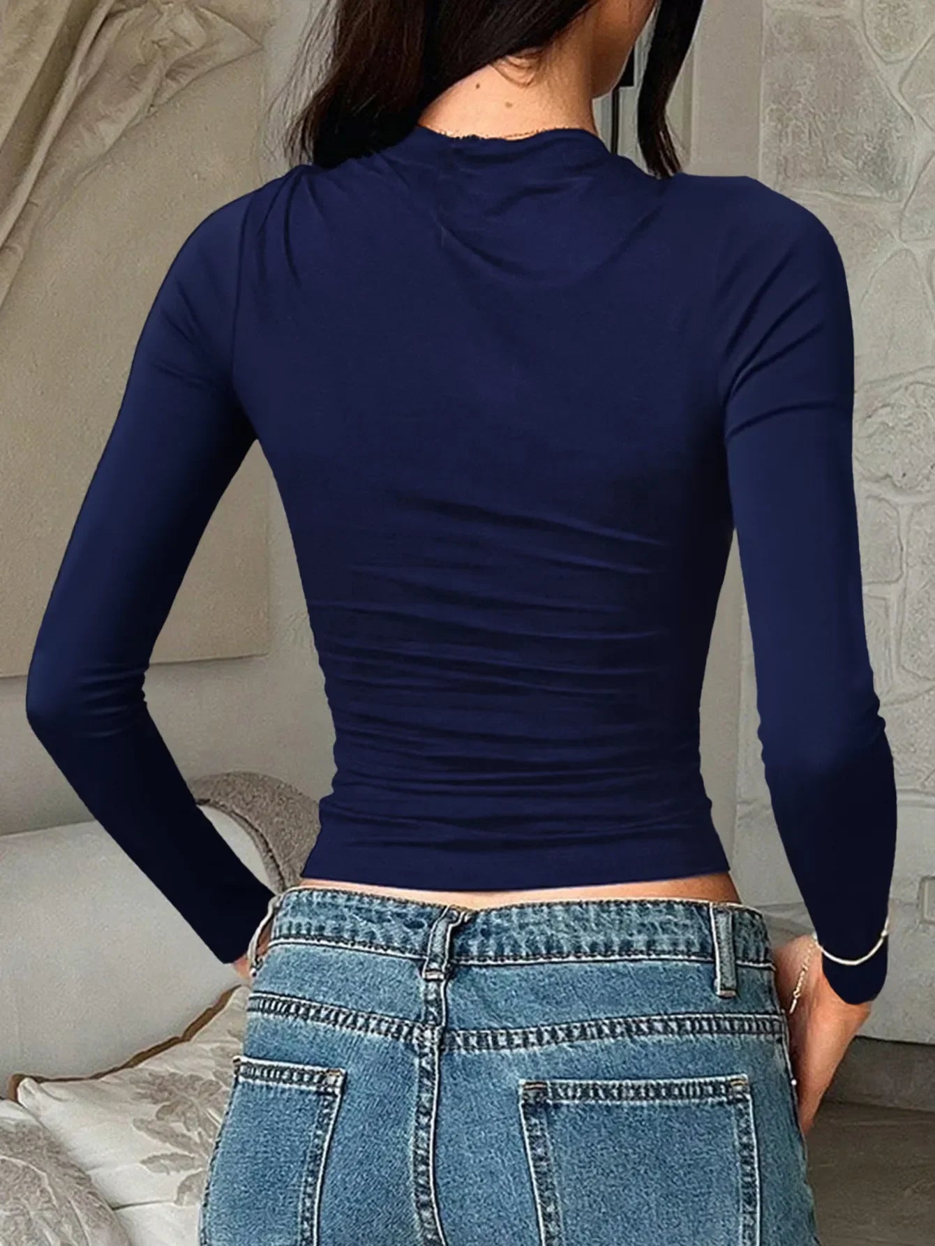 Round Neck Long Sleeve Fitted T-Shirt - Southern Shores Clothing