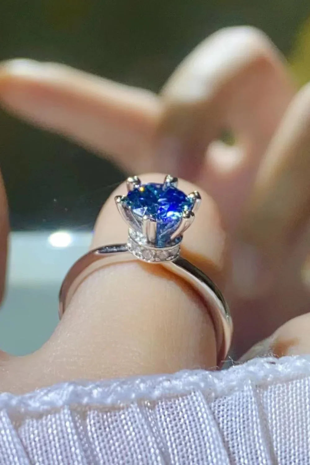 1 Carat Minimalist Moissanite Solitaire Ring - Southern Shores Clothing