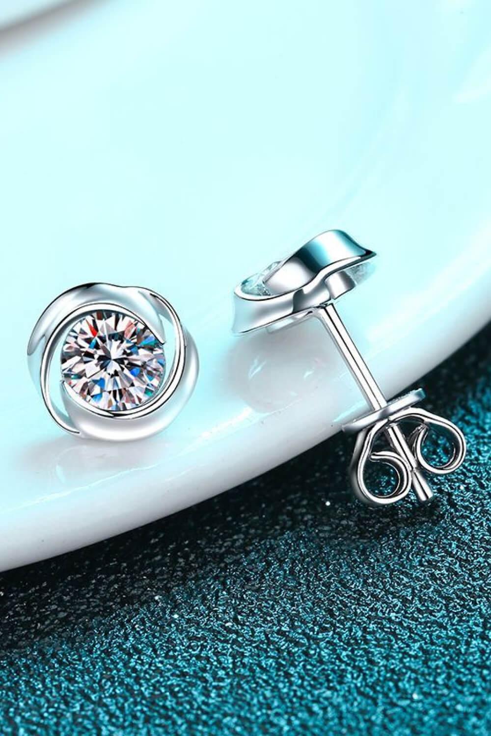 Sterling Silver Minimalist Moissanite Stud Earrings - Southern Shores Clothing