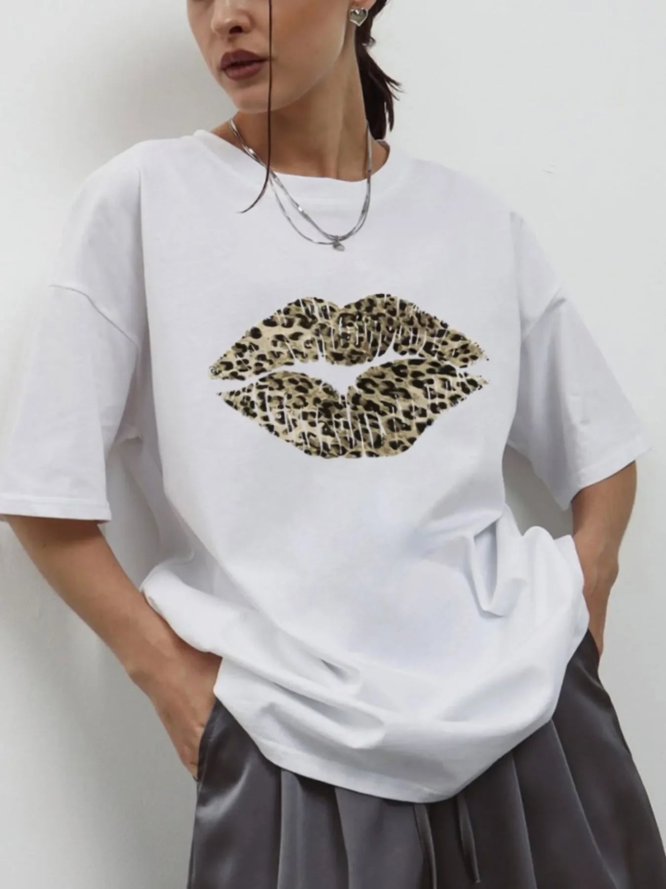 Leopard Lips Round Neck Oversized T Shirt - Southern Shores Clothing