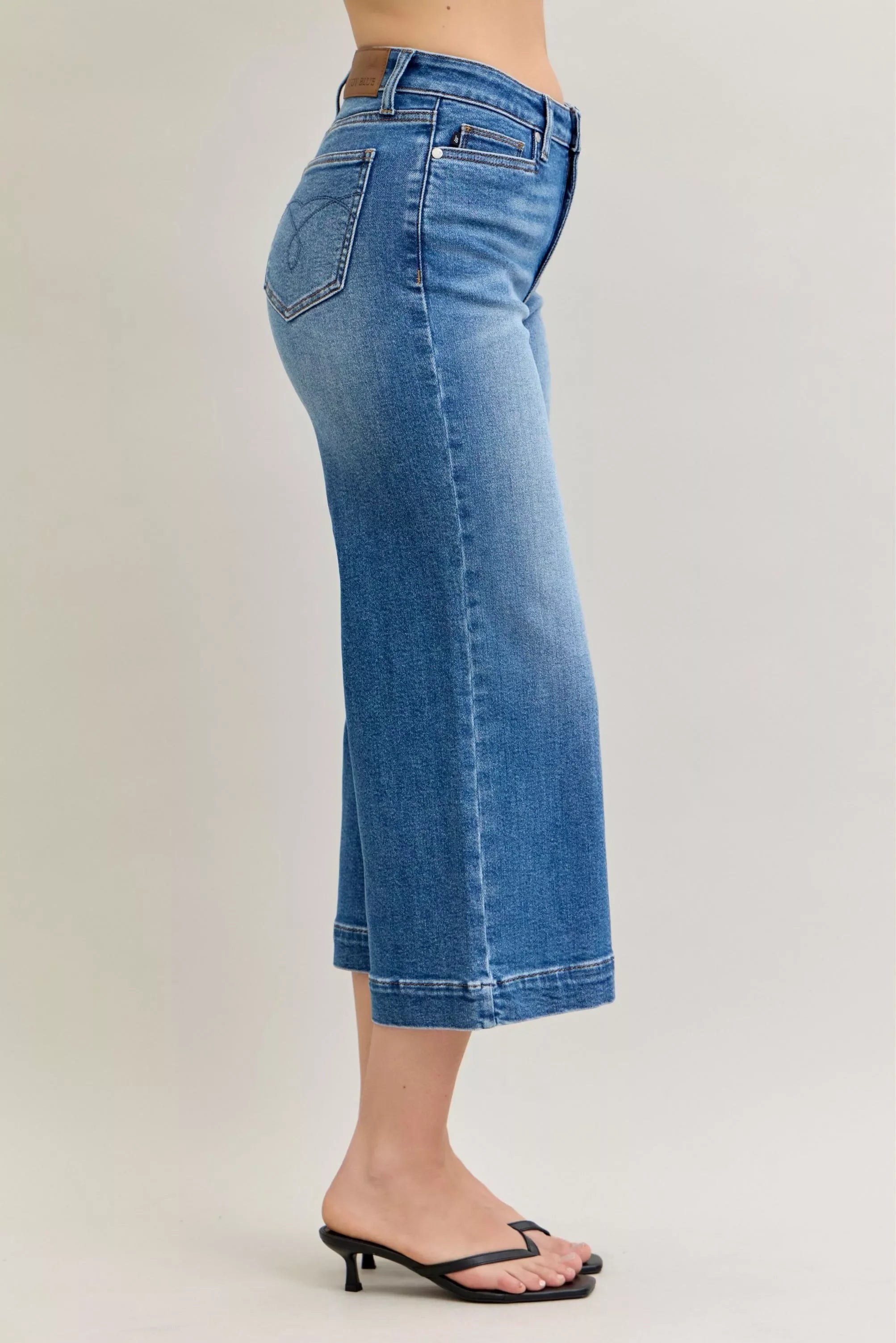 Mid Rise Crop Wide Leg Denim Jeans Relaxed Fit - Southern Shores Clothing