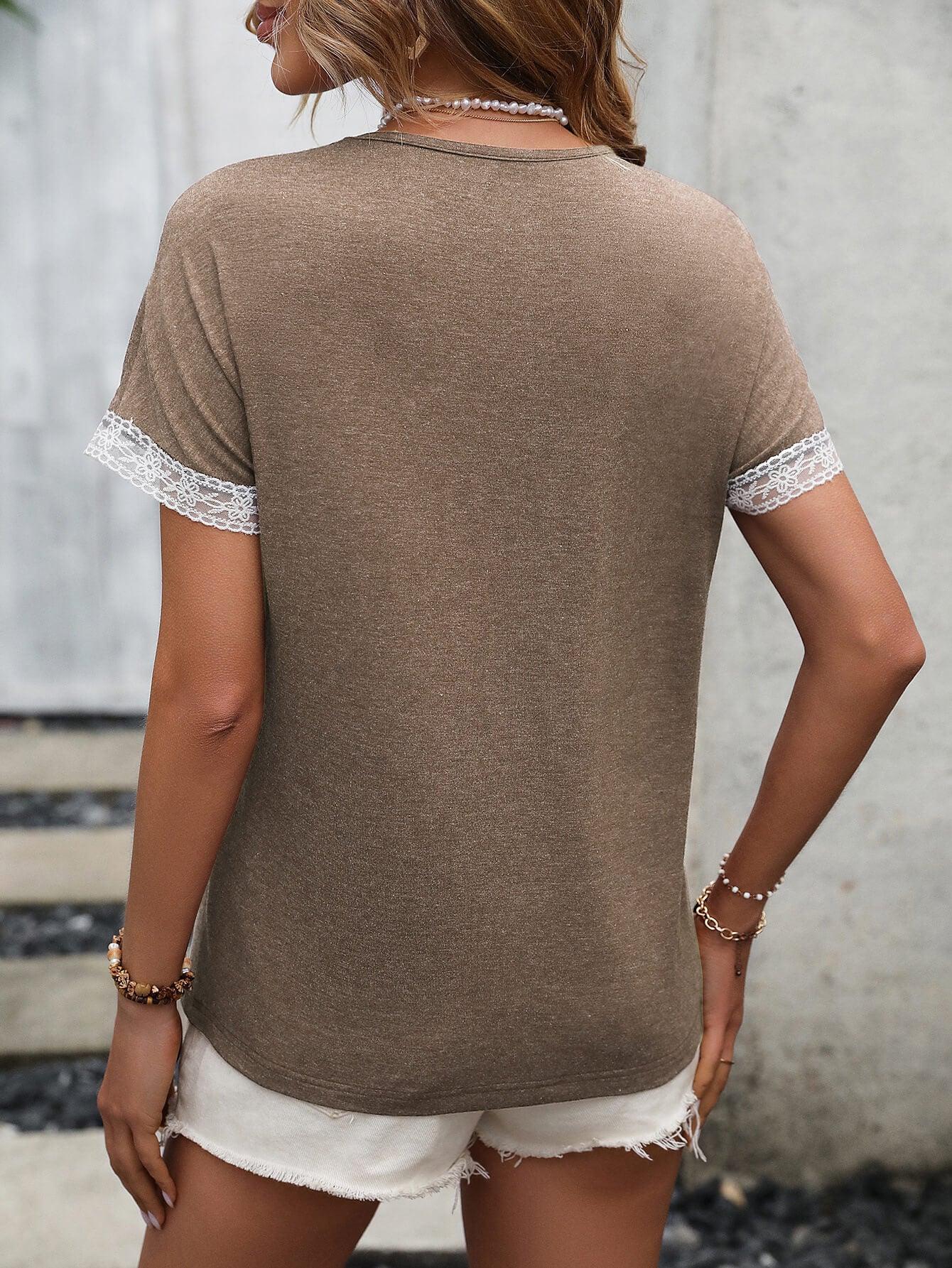 Contrast Pattern Round Neck Short Sleeve Stretch Tee - Southern Shores Clothing