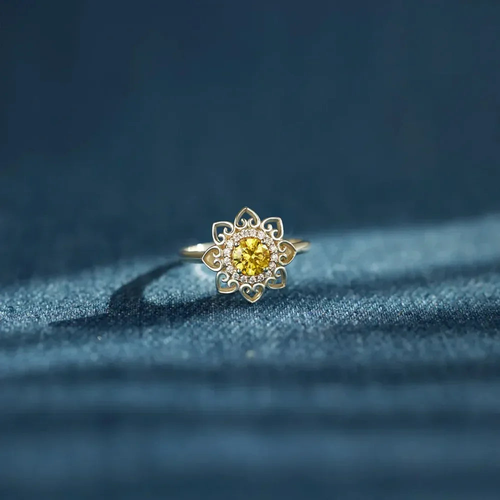 Flower Shape Zircon Ring Platinum-Plated Sterling Silver - Southern Shores Clothing