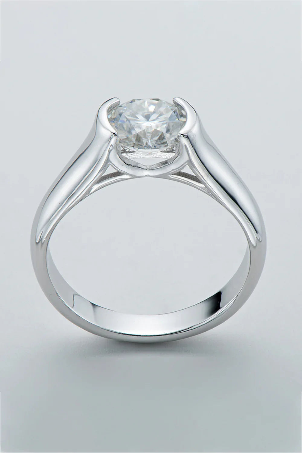 Minimalist 2 Carat Moissanite Platinum-Plated Ring - Southern Shores Clothing