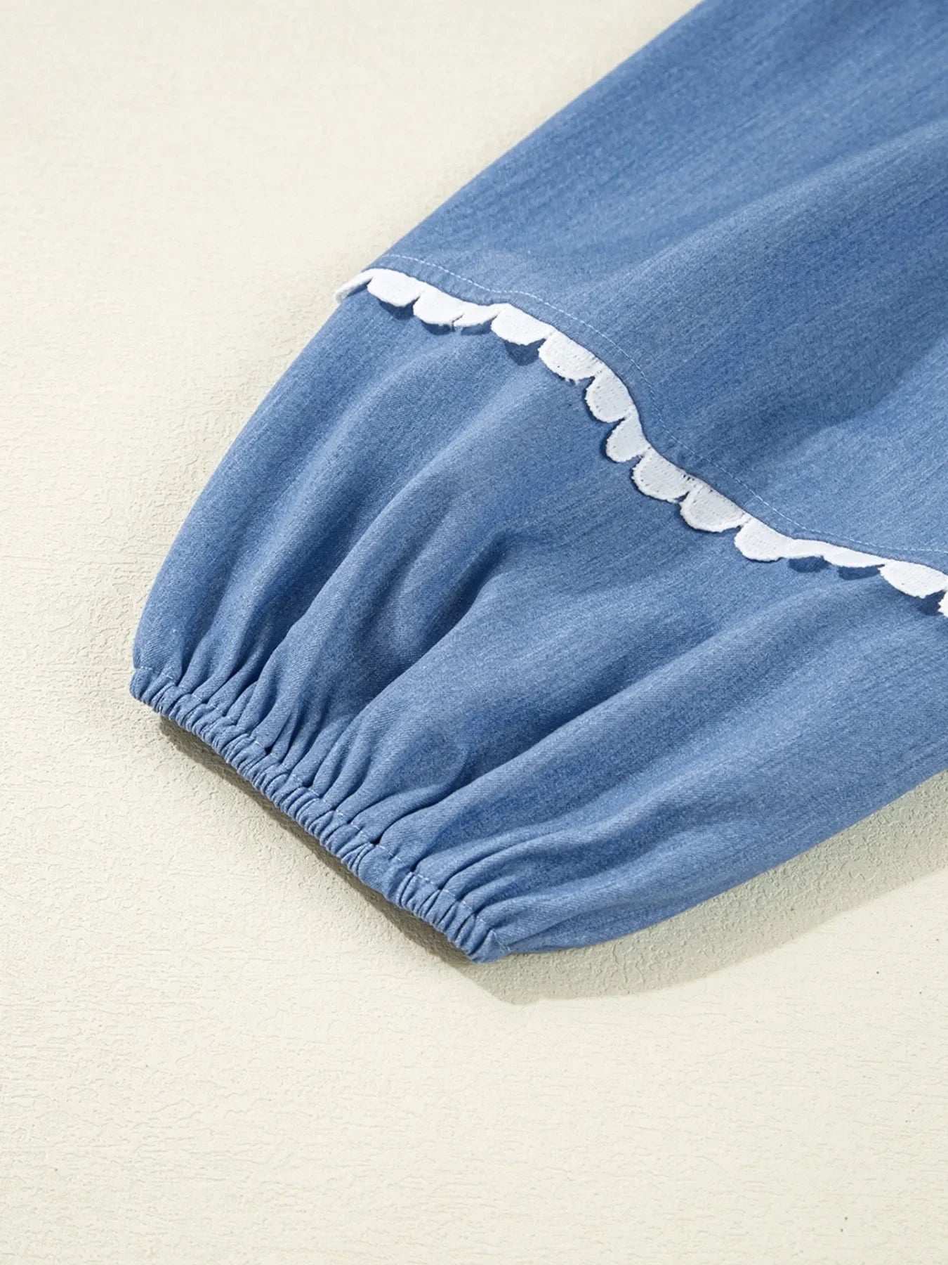 Collared Neck Balloon Sleeve Blouse With Contrast Trim - Southern Shores Clothing
