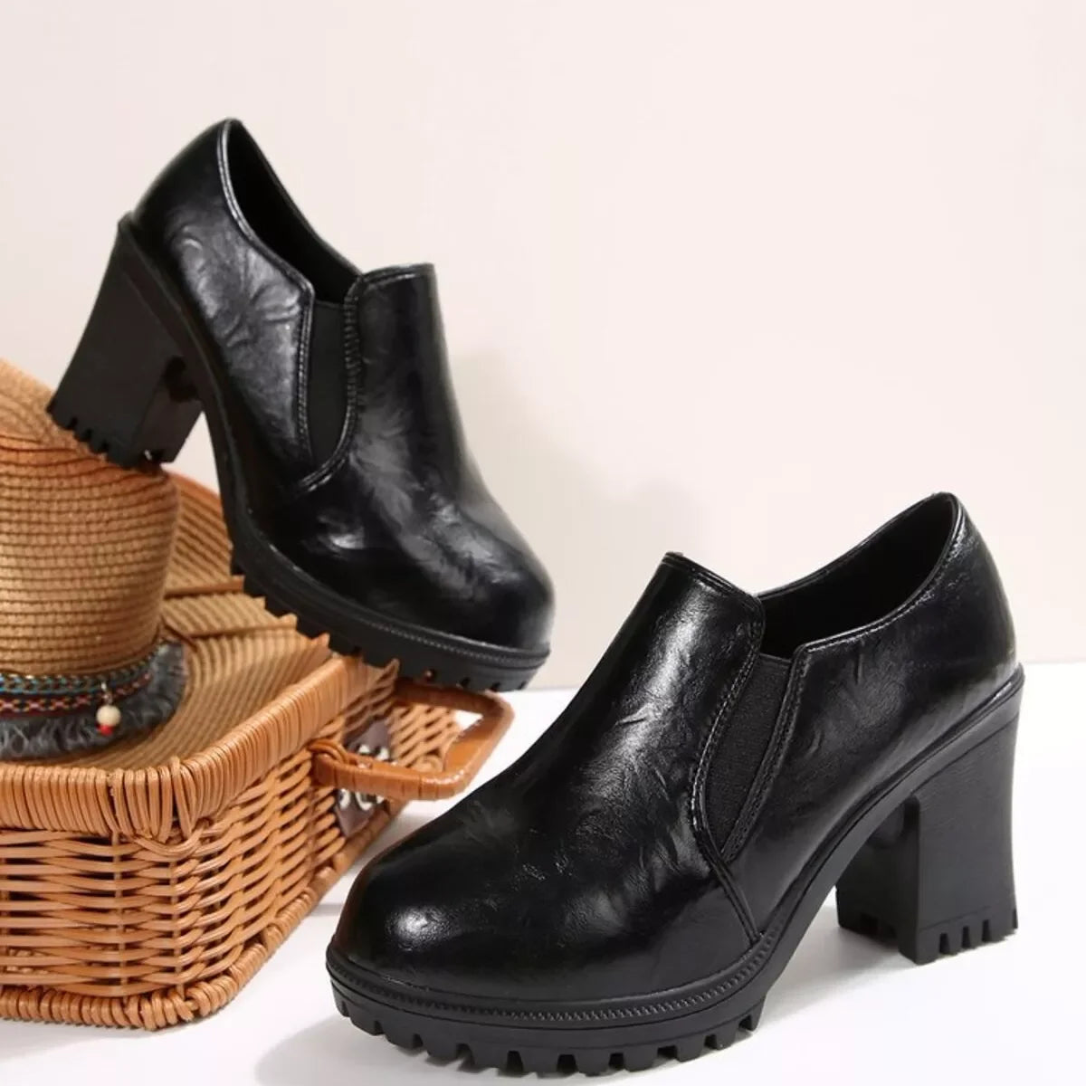 Round Toe Block Heels Pumps Leather Imported - Southern Shores Clothing