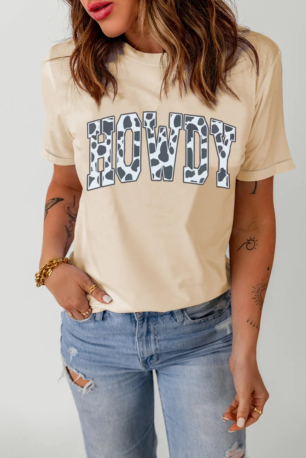 Round Neck Short Sleeve Howdy Graphic Tee - Southern Shores Clothing