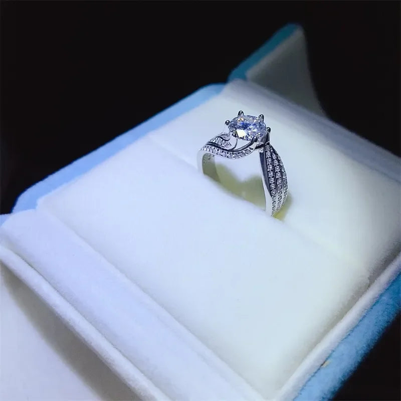 1 Carat Moissanite Center Stone Ring In Sterling Silver - Southern Shores Clothing