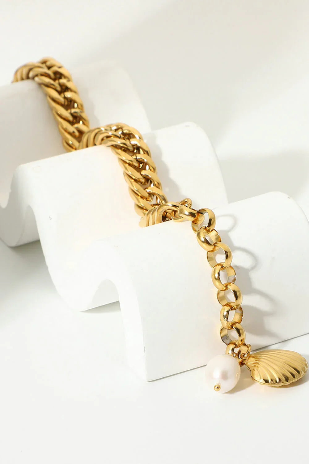 18K Gold-Plated Pearl Curb Chain Bracelet - Southern Shores Clothing