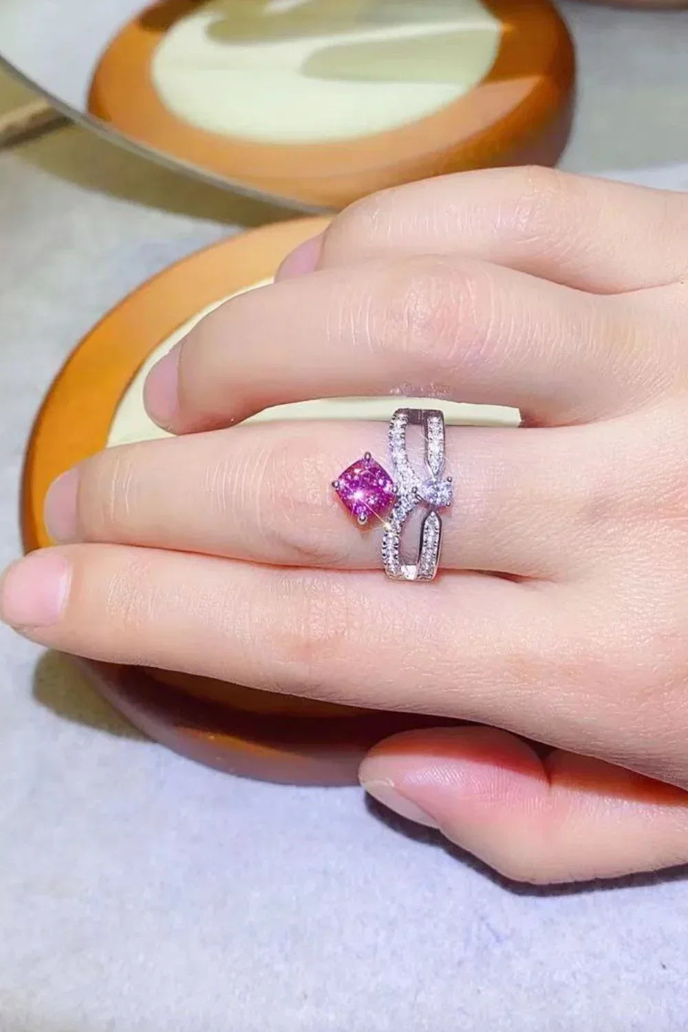1 Carat Moissanite Ring In Sterling Silver - Southern Shores Clothing