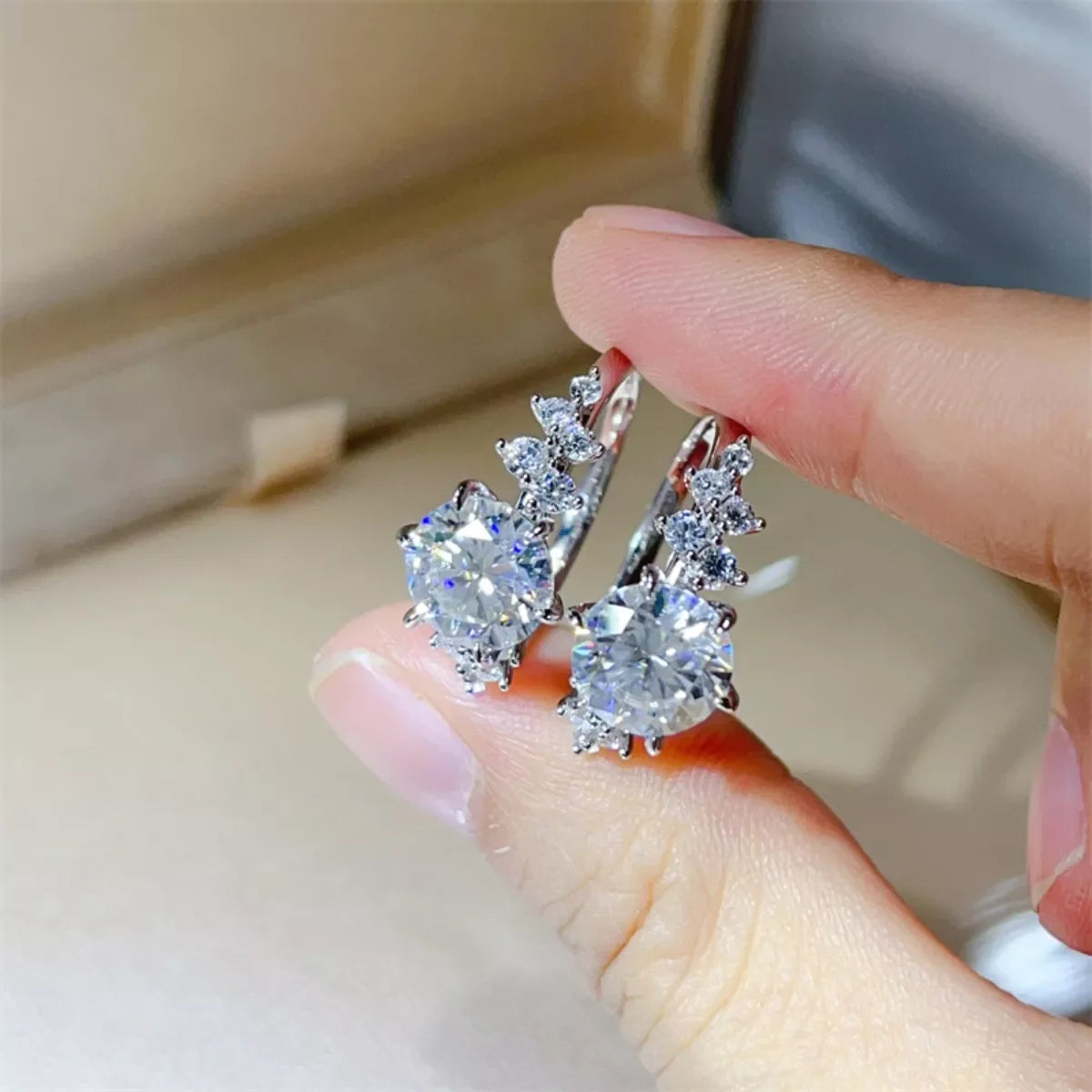 3 Carat Moissanite Ring In Platinum-Plated Sterling Silver - Southern Shores Clothing