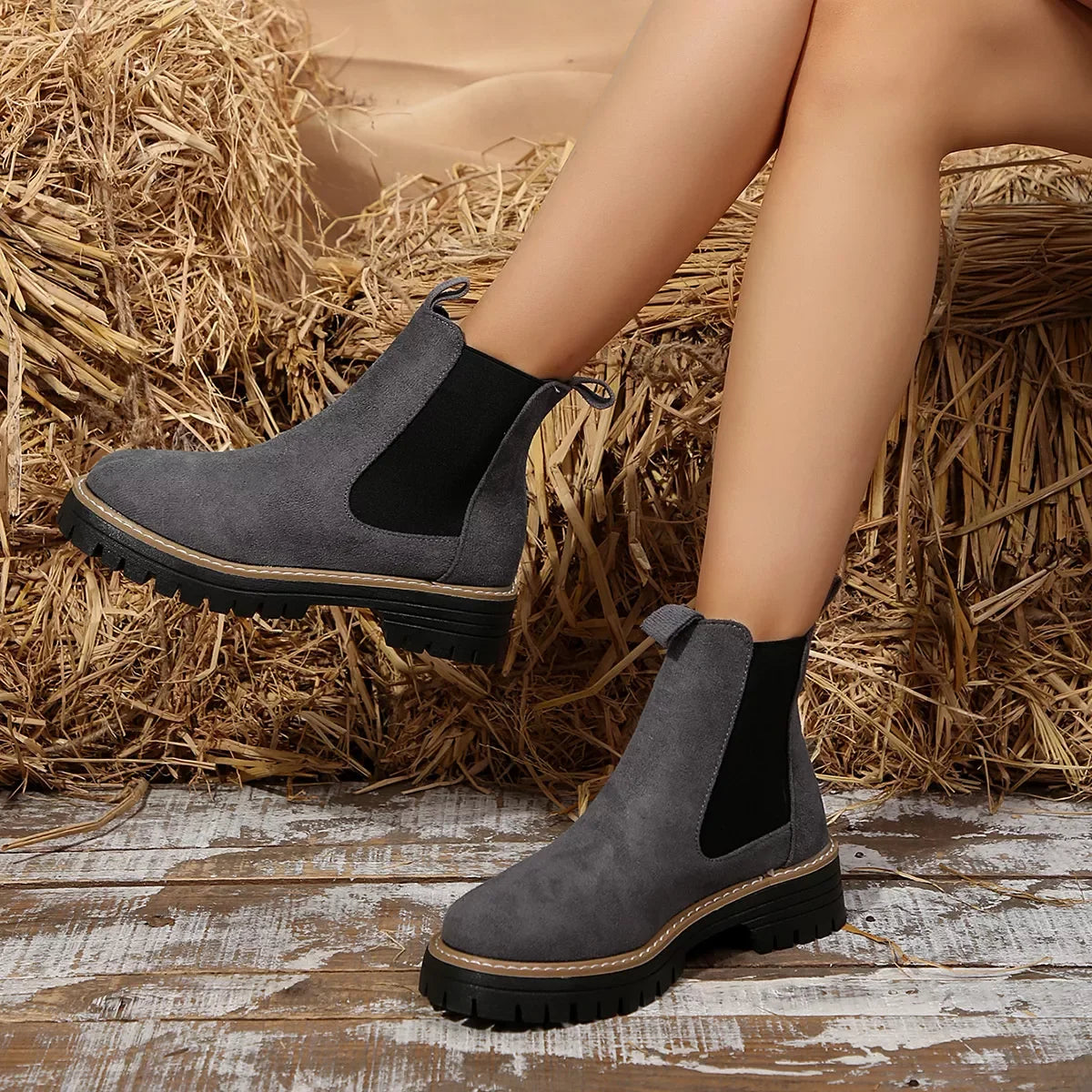 Mid Heel Round Toe Platform Boots Suede Rubber