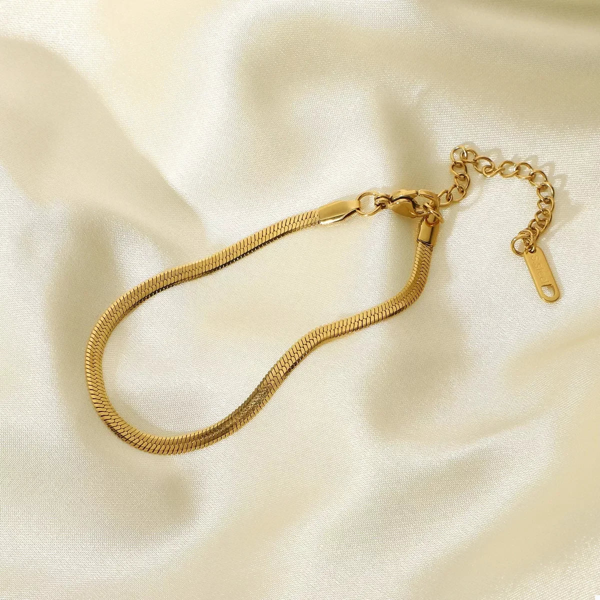 Minimalist 18K Gold-Plated Stainless Steel Chain Bracelet - Southern Shores Clothing