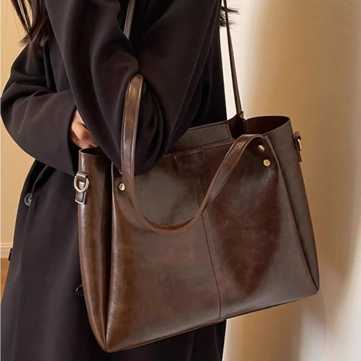 Vintage Style Leather Shoulder Bag Classic - Southern Shores Clothing