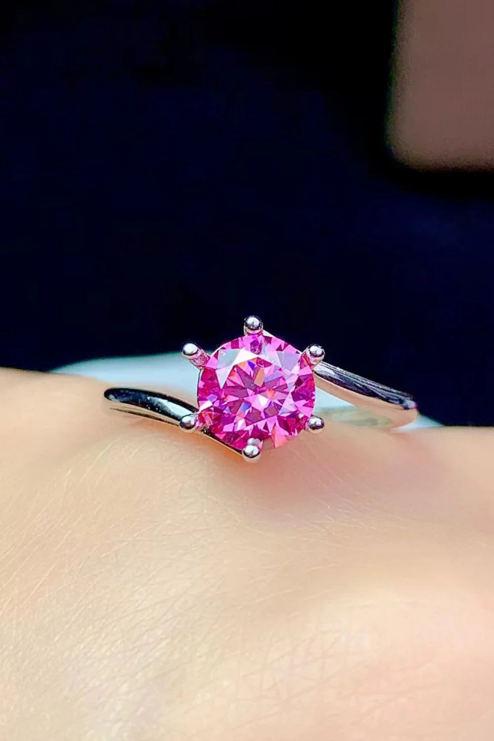 Minimalist 1 Carat Moissanite Ring Platinum-Plated - Southern Shores Clothing