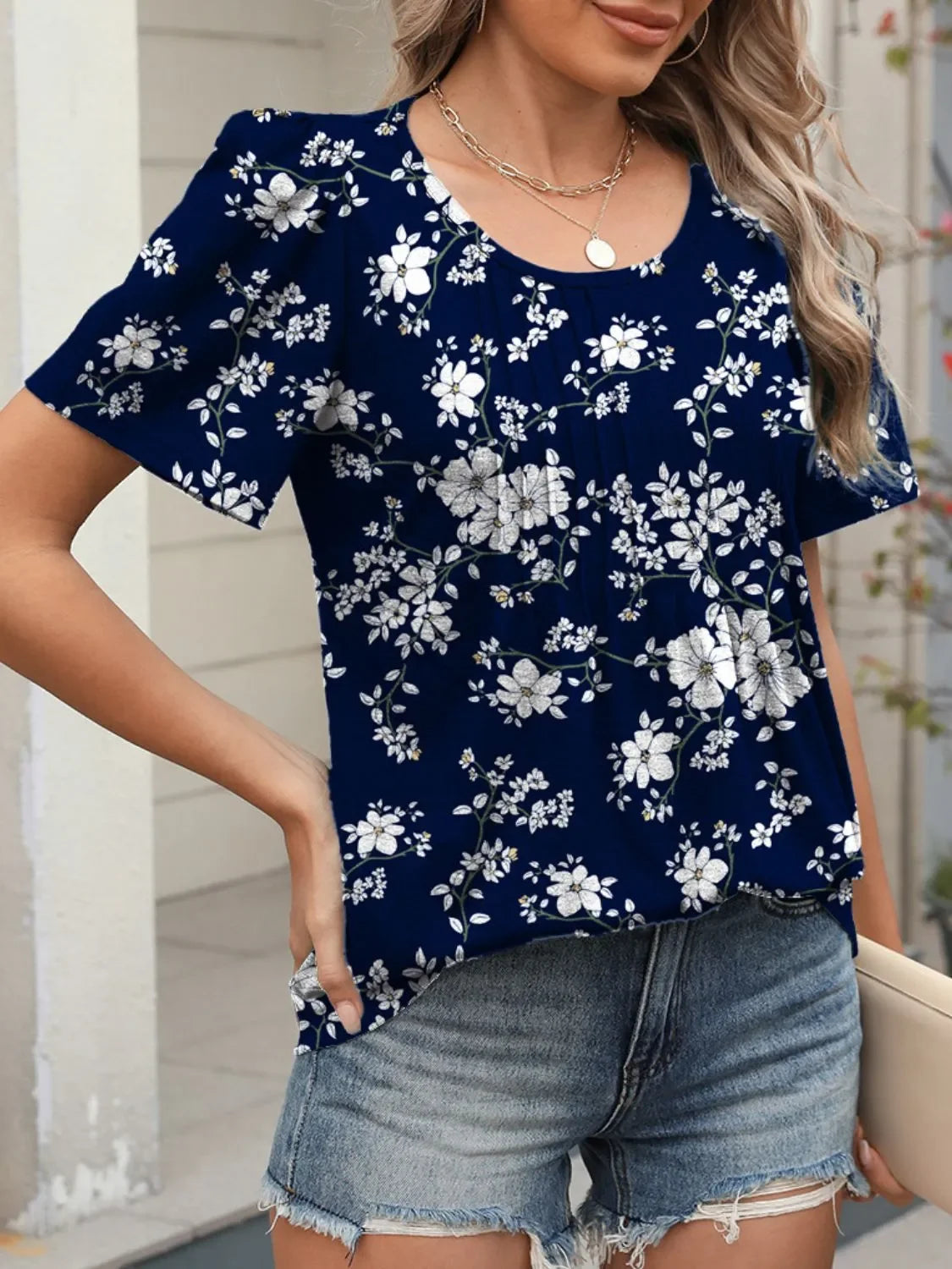 Floral Print Round Neck Short Sleeve T Shirt With Stretch - Southern Shores Clothing