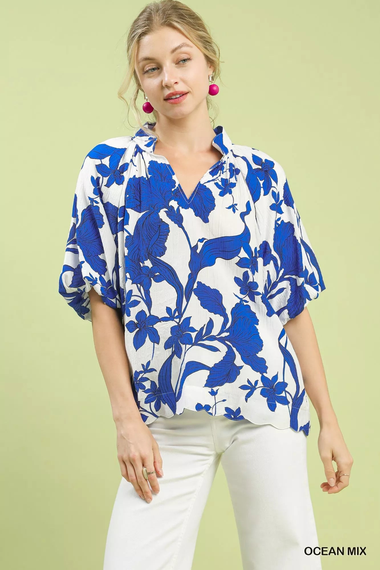 Umgee Floral Print Puff Sleeve Blouse with Scallop Hem