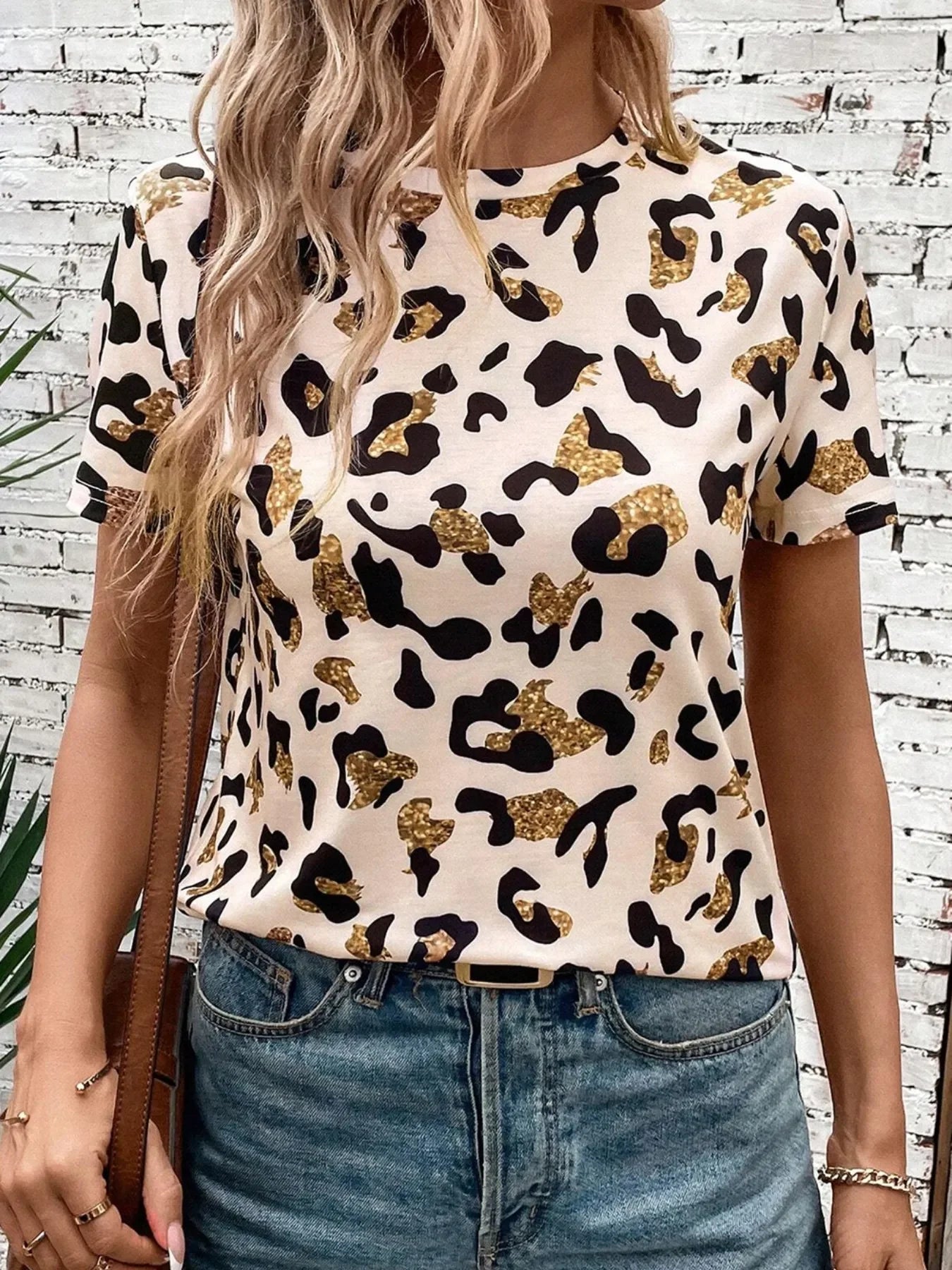 Leopard Print Slightly Stretchy Short Sleeve T Shirt - Southern Shores Clothing