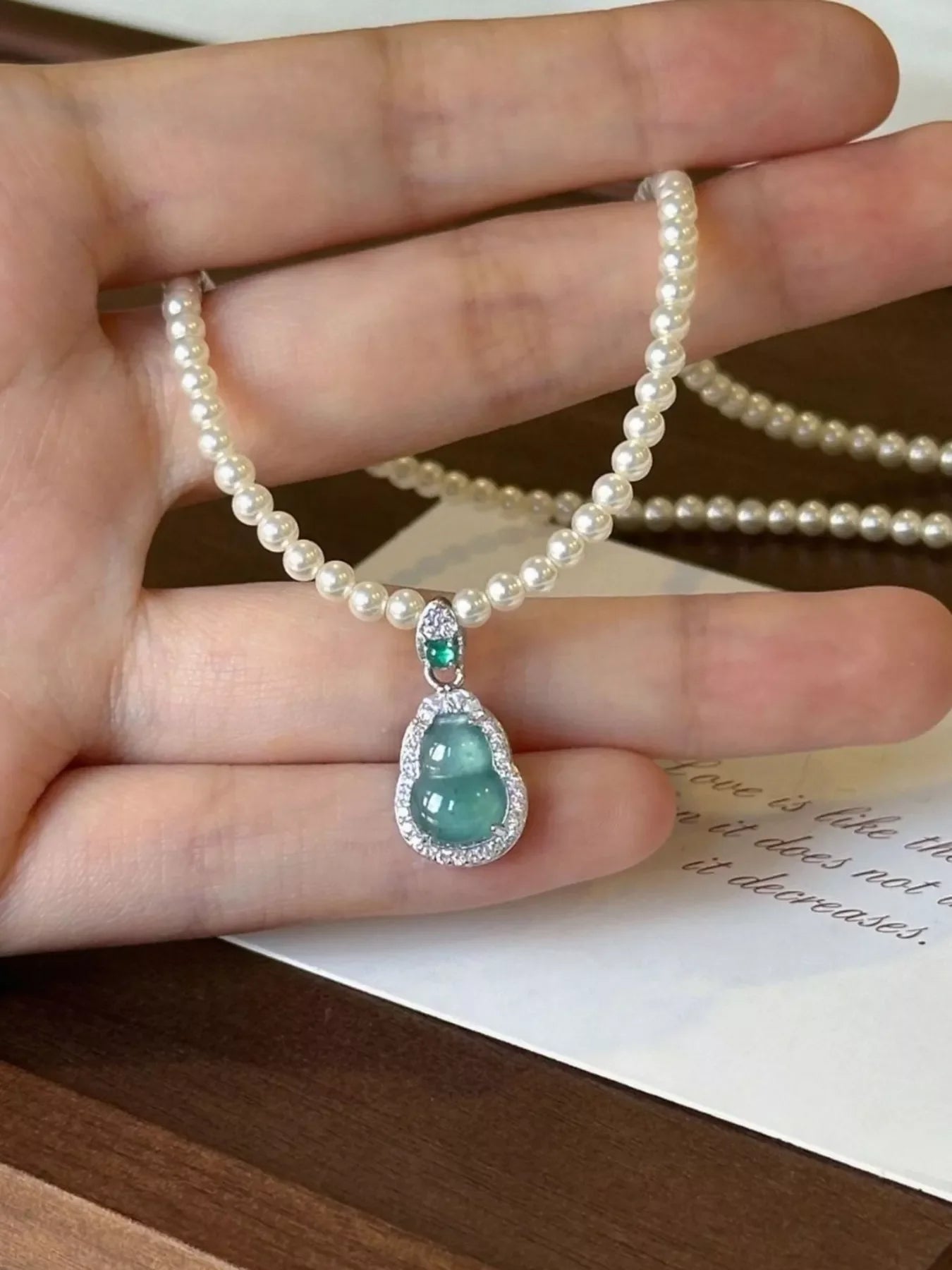 Gourd Pendant Pearl Necklace With Dainty Pearl Beads Gift Box - Southern Shores Clothing