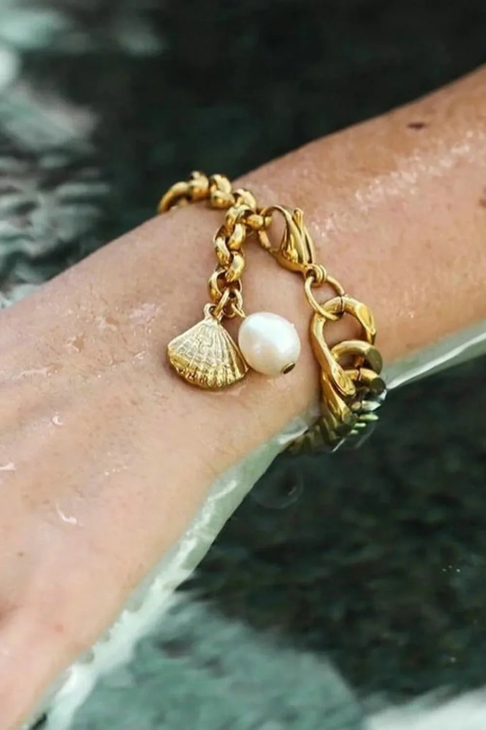 18K Gold-Plated Pearl Curb Chain Bracelet - Southern Shores Clothing