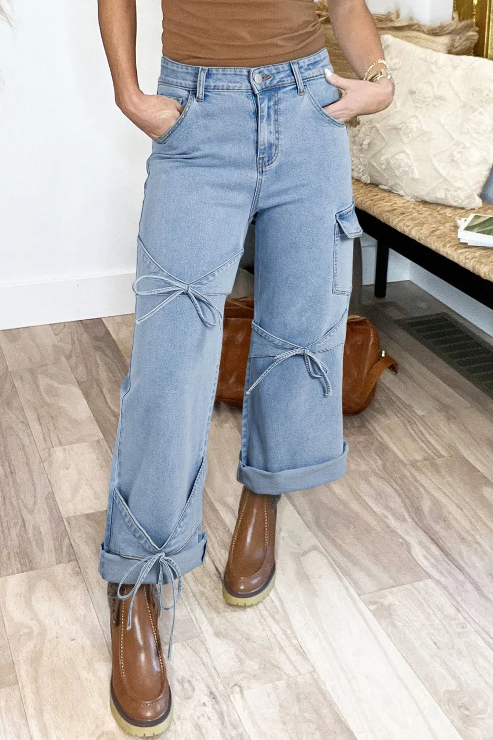Charleston Inspired Women's Bowknot Decor Cargo Jeans