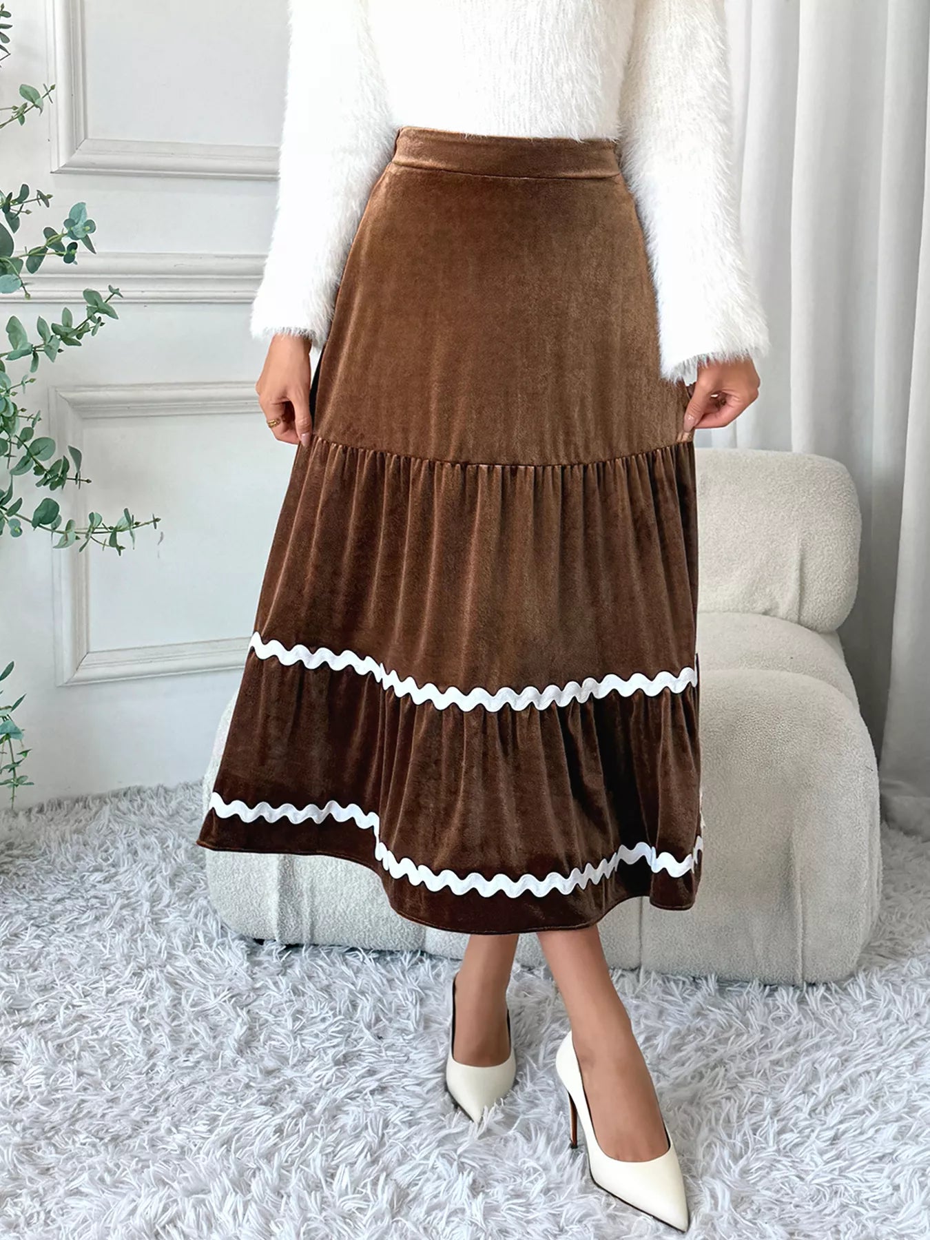 Stylish Beach Inspired Velvet Tiered Midi Skirt for Summer