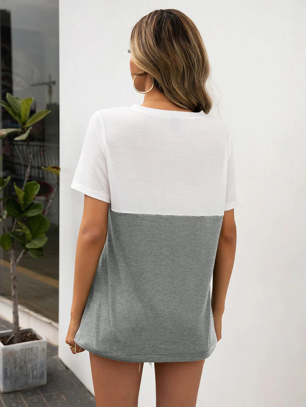 Color Block V-Neck Short Sleeve Tee With Comfortable Fit - Southern Shores Clothing